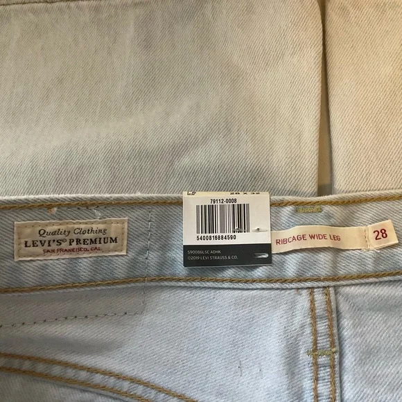 Levi’s | Ribcage Wide Leg Jeans - Picture 12 of 15